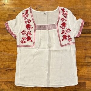 Old Navy Embroidered White and Red Peasant Blouse - size Medium